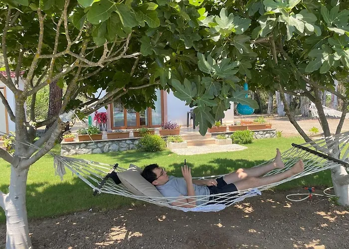 Luxury With Pool In וילה מרמריס