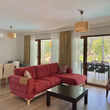 Vila Luxury With Pool In