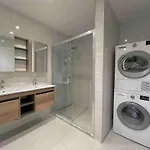Βίλα Luxury With Pool In